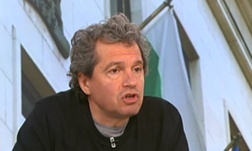 Продължаваме промяната се опитва да овладее и БНБ без да